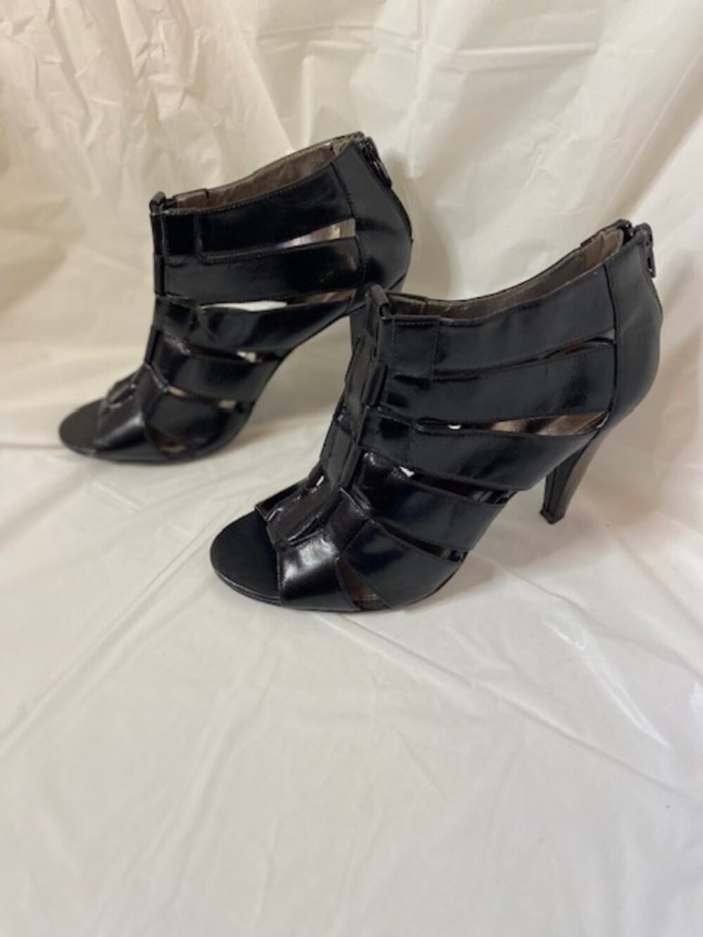 Calvin Klein "Camen" Black Leather Caged Peep-Toe Heeled Sandals Booties - Size